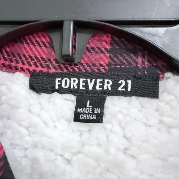 Forever 21 Womens Red Plaid Fleece Lined Button Down Long Sleeve Shirt Large NWT - Picture 10 of 15